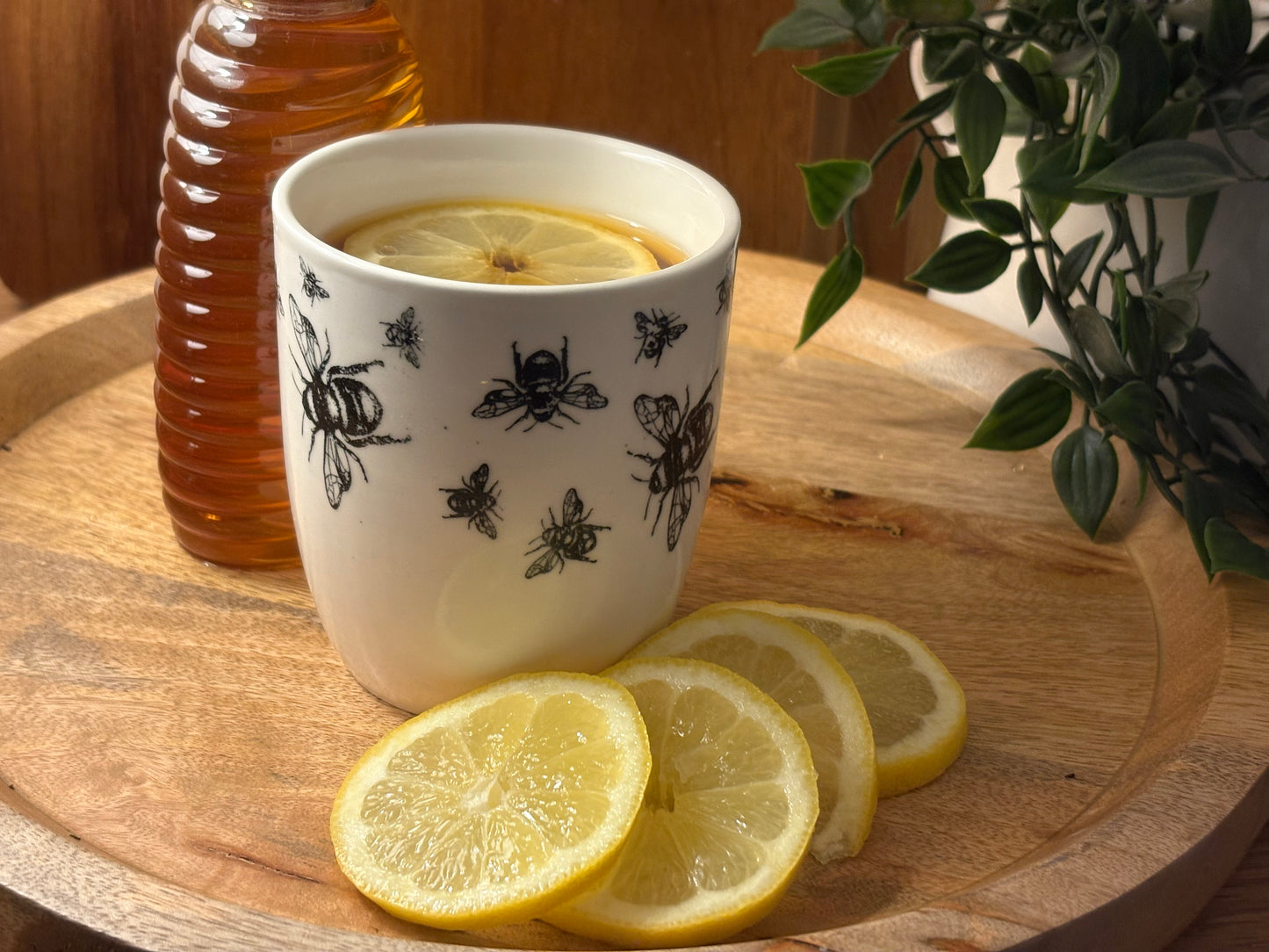 Candle to Hug Mug – Reusable Stoneware Bee Candle | Jasper & Co.